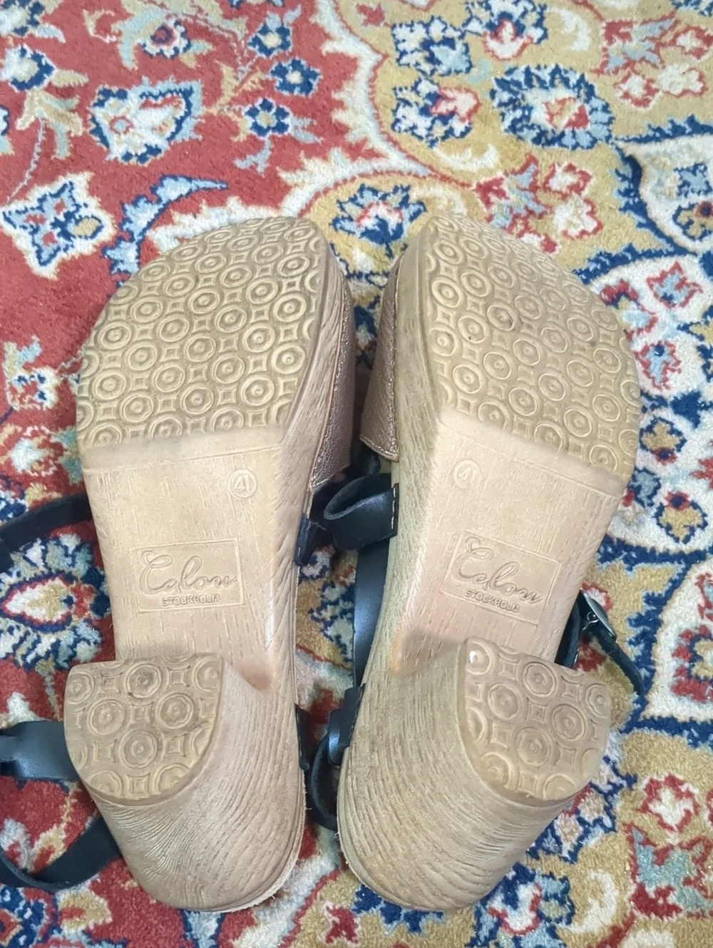 Calou stylish women